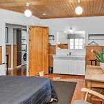 Kivitasku By Interhome