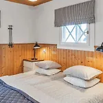 Kivitasku By Interhome