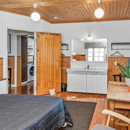 Kivitasku By Interhome 別荘