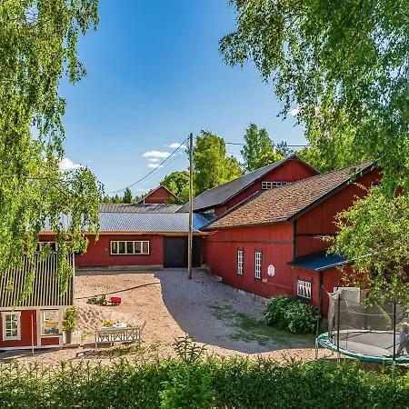 Kivitasku By Interhome